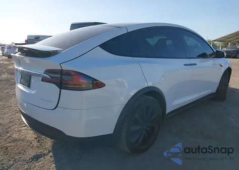 2020 Tesla Model X Long Range Dual Motor All-Wheel Drive/Long Range Plus Dual Motor All-Wheel Drive z USA, uszkodzony, nr VIN 5YJXCAE2XLF296141